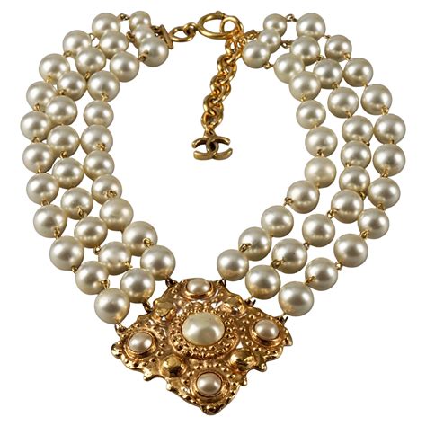 chanel pearl and diamond necklace